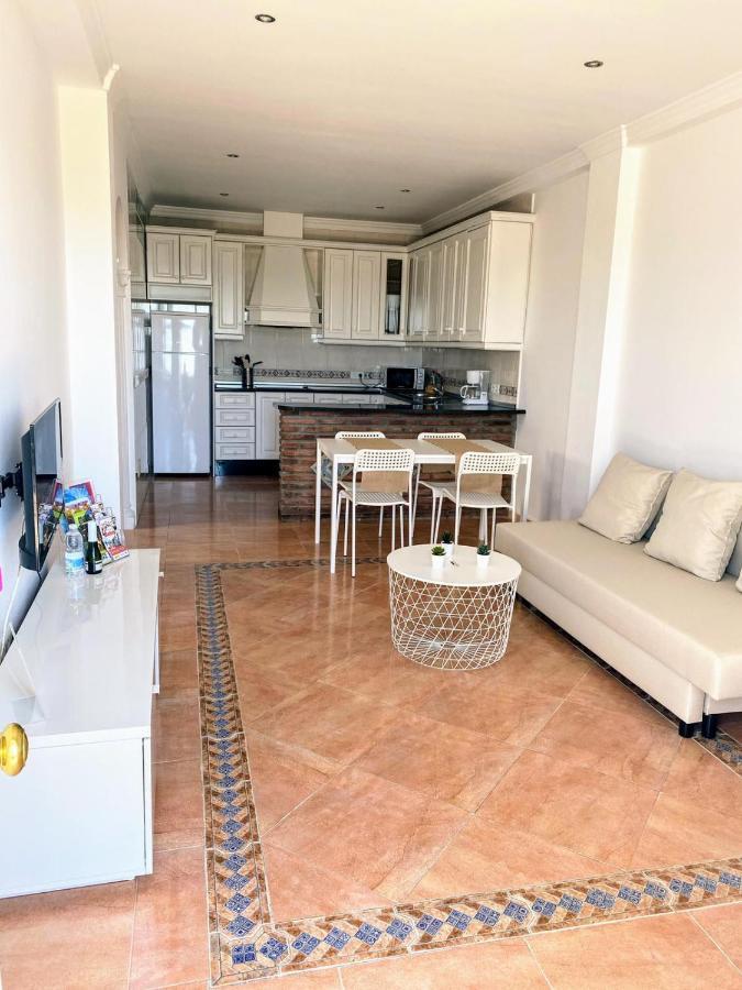 Apartamento Rio Adelfas Apartment Benajarafe Ngoại thất bức ảnh