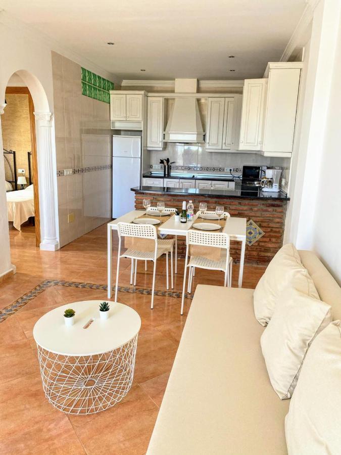 Apartamento Rio Adelfas Apartment Benajarafe Ngoại thất bức ảnh
